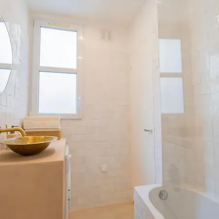 Apartment Urban Retreat In Historic Quarter *