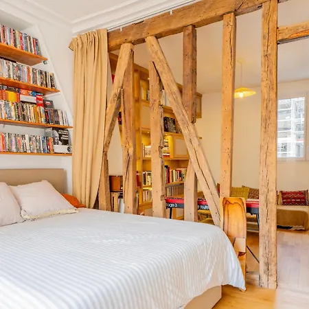 Urban Retreat In Historic Quarter * Paris