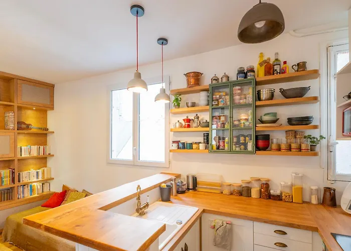Urban Retreat In Historic Quarter *